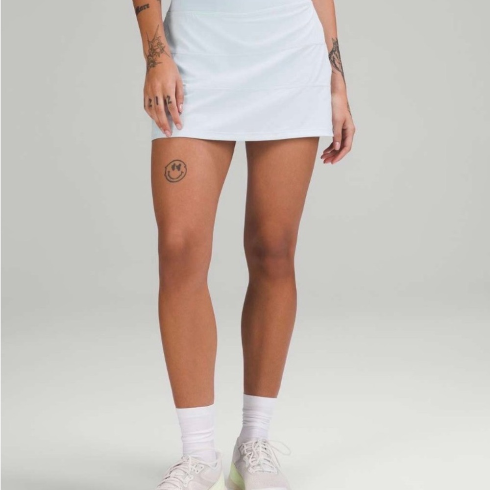 lululemon athletica Pace Rival Mid-Rise Skirt - Powder Blue - Picture 2 of 16